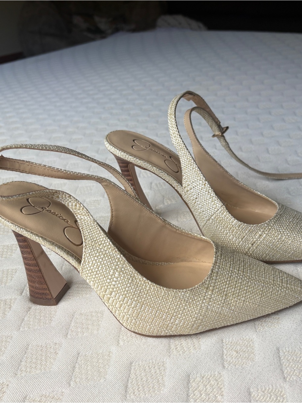Jessica Simpson Women's Slingback Pumps - Picture 1 of 3